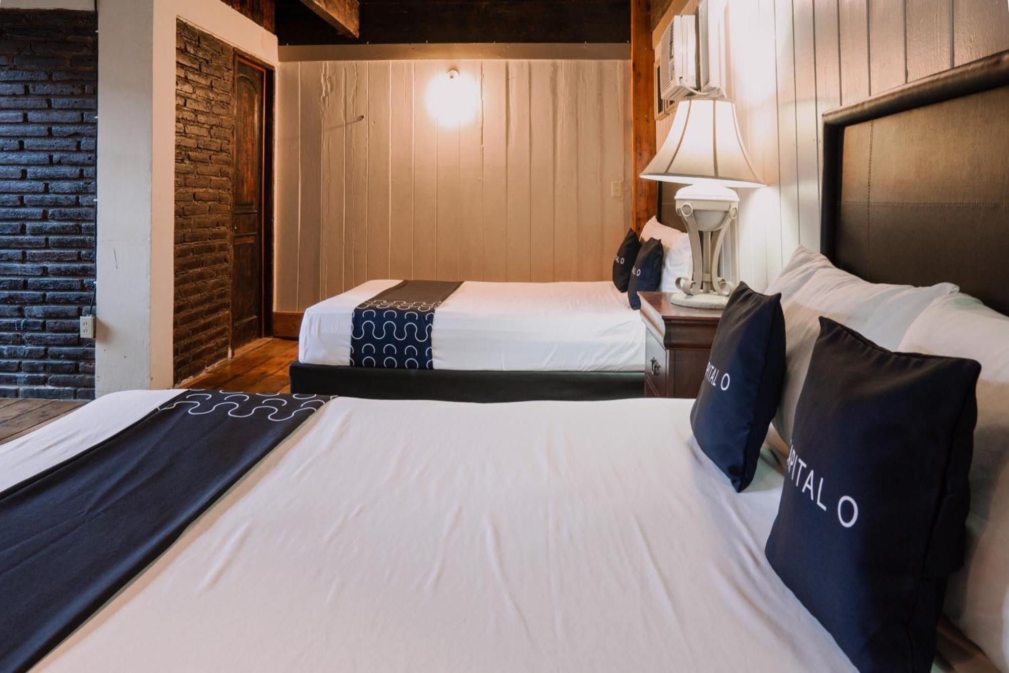 Capital O Hotel Villa Azura テカテ エクステリア 写真